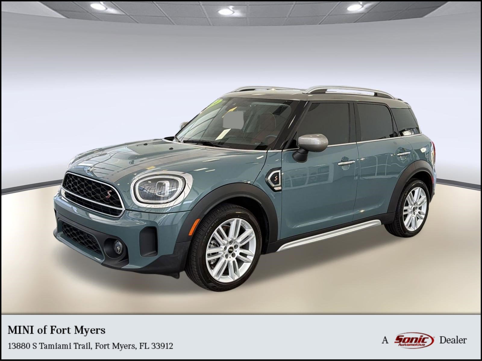 2024 MINI Countryman Cooper S's photo