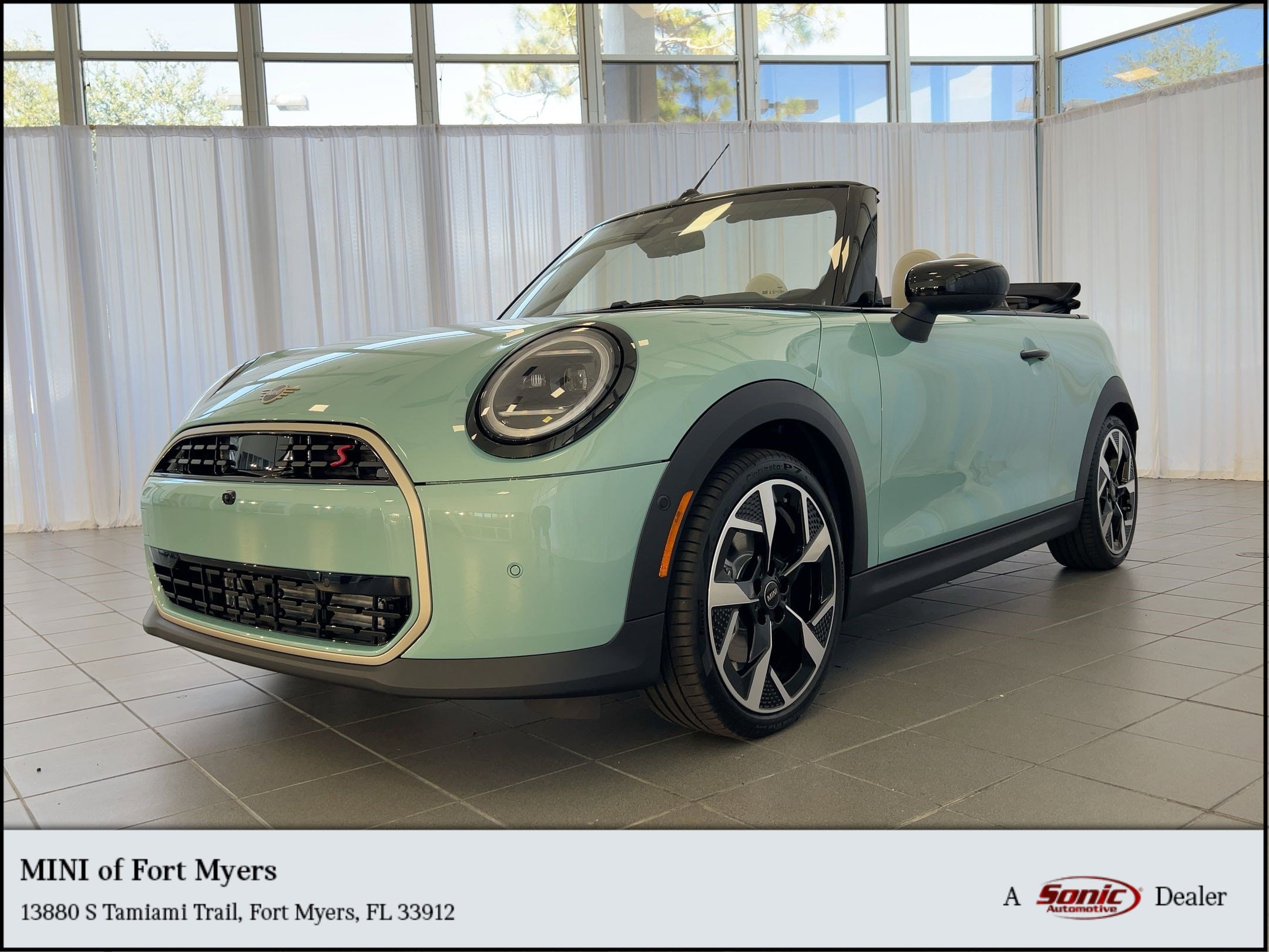 2026 MINI Convertible S's photo