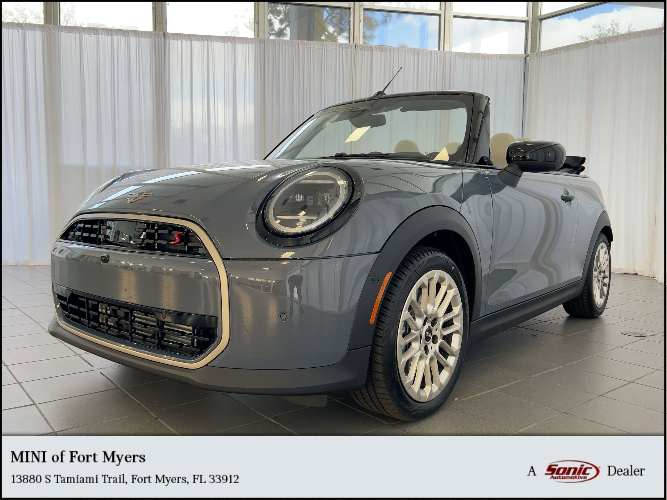 2026 MINI Convertible S's photo