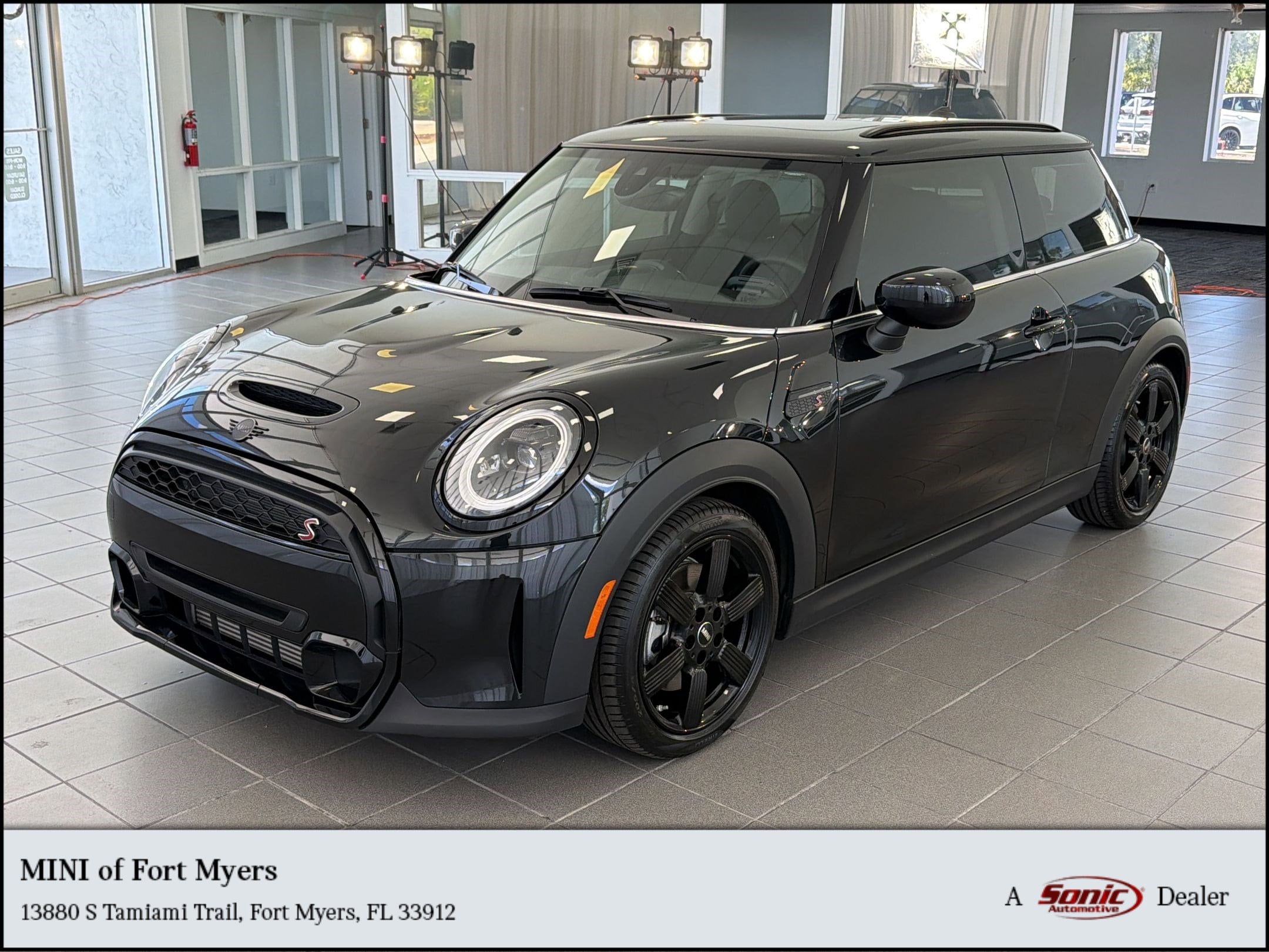 2024 Mini Hardtop