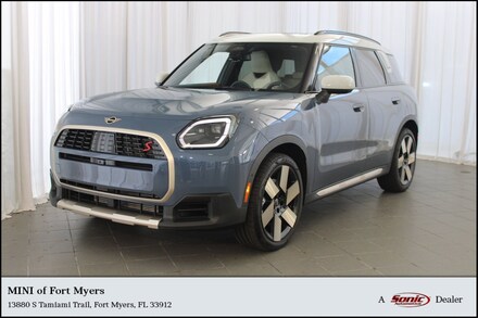 2026 MINI Countryman Iconic SUV