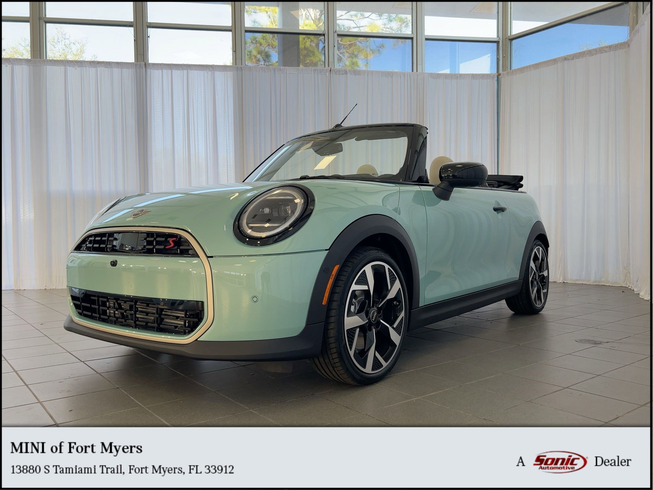 2026 MINI Convertible S's photo