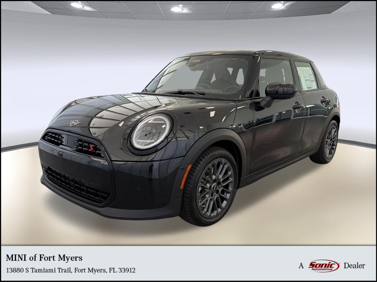  MINI 4 Door
