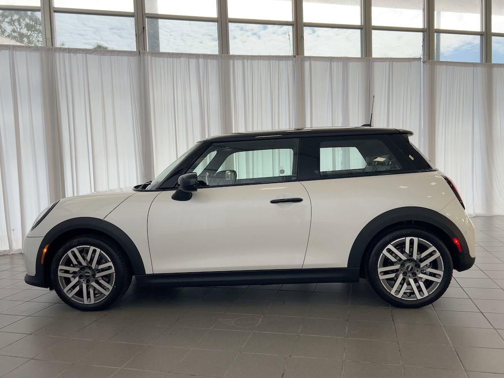 New 2026 MINI 2 Door Signature Plus Hatchback