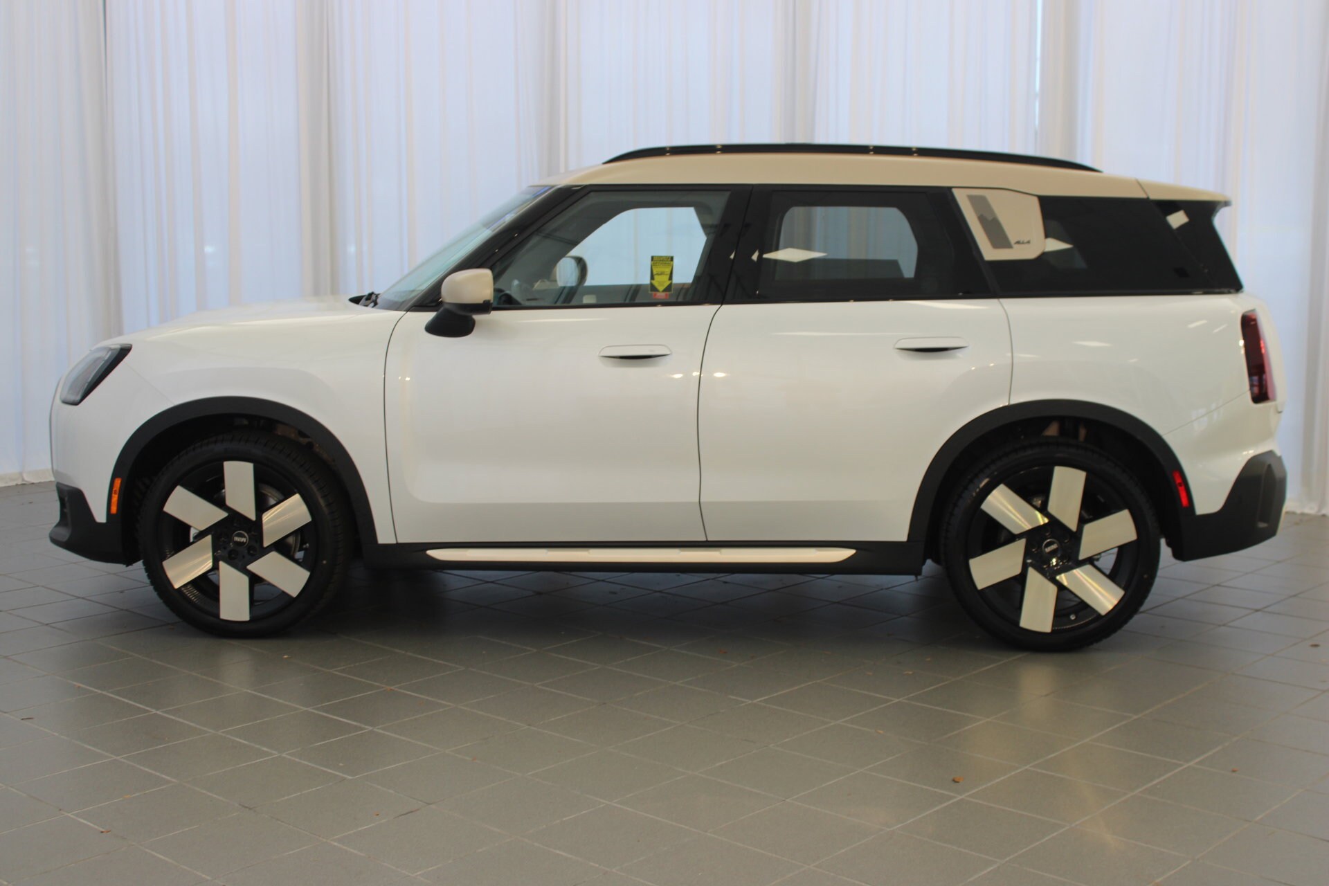 2025 Mini Countryman S ALL4 photo 4