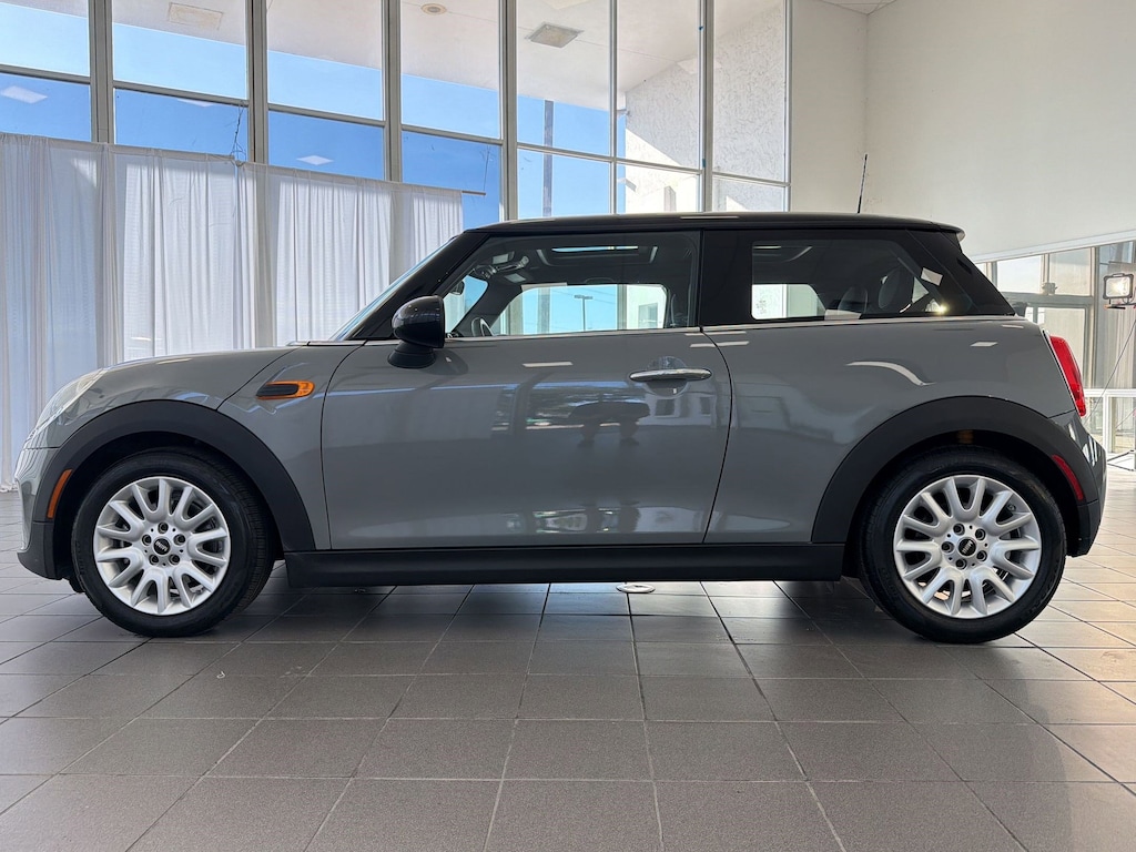 Used 2016 MINI Hardtop 2 Door Cooper Hatchback