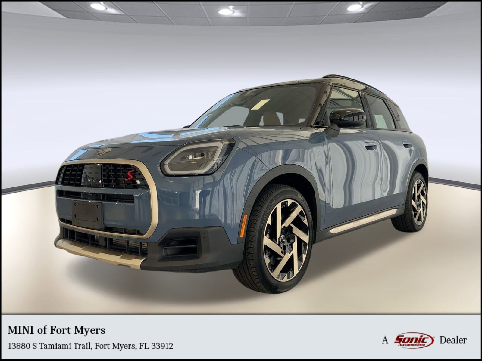 2025 MINI Countryman S's photo