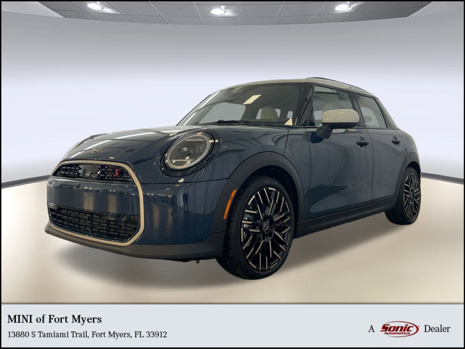 2026 MINI Hardtop 4 Door