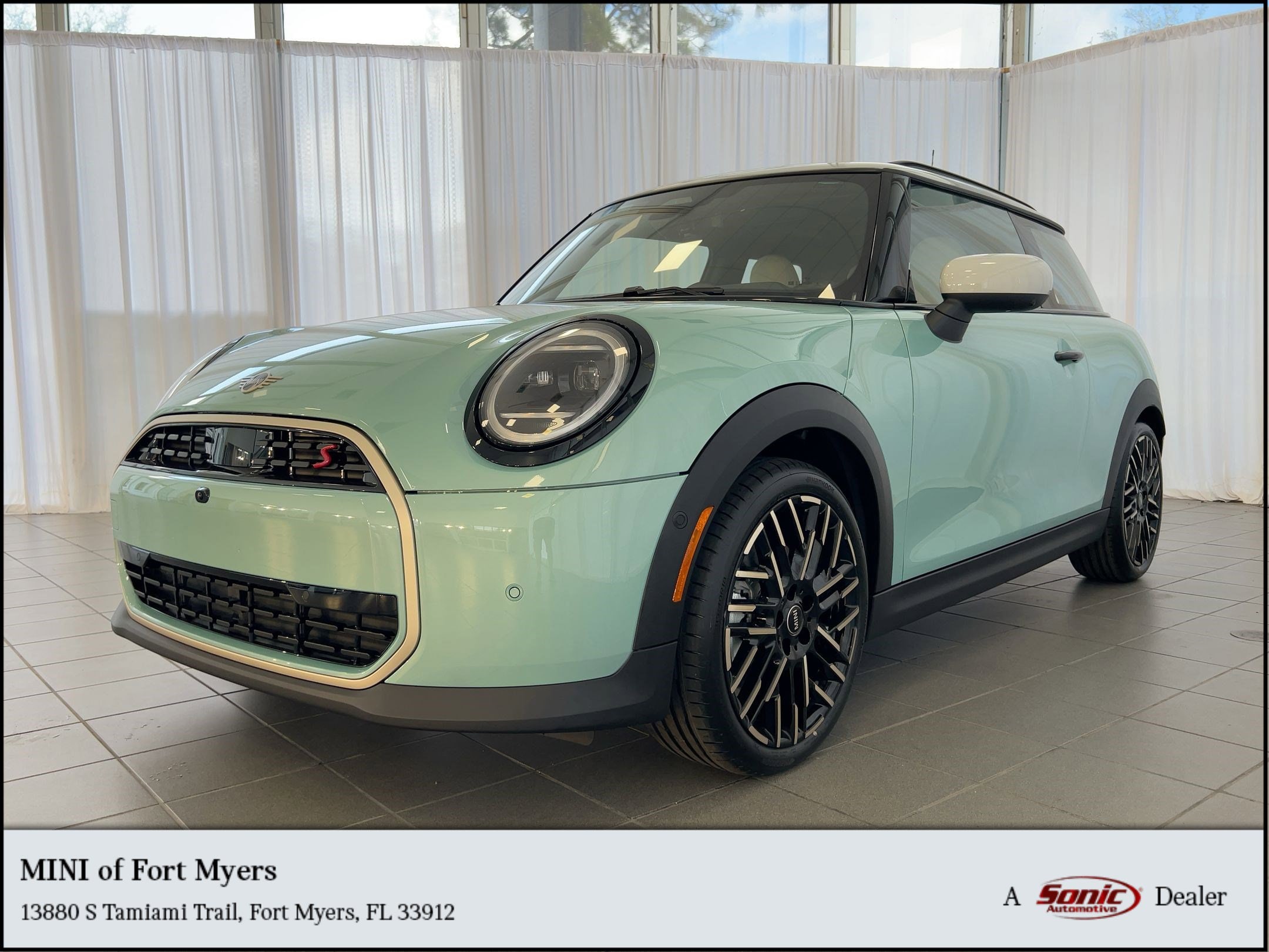 2026 MINI Hardtop 2 Door S's photo
