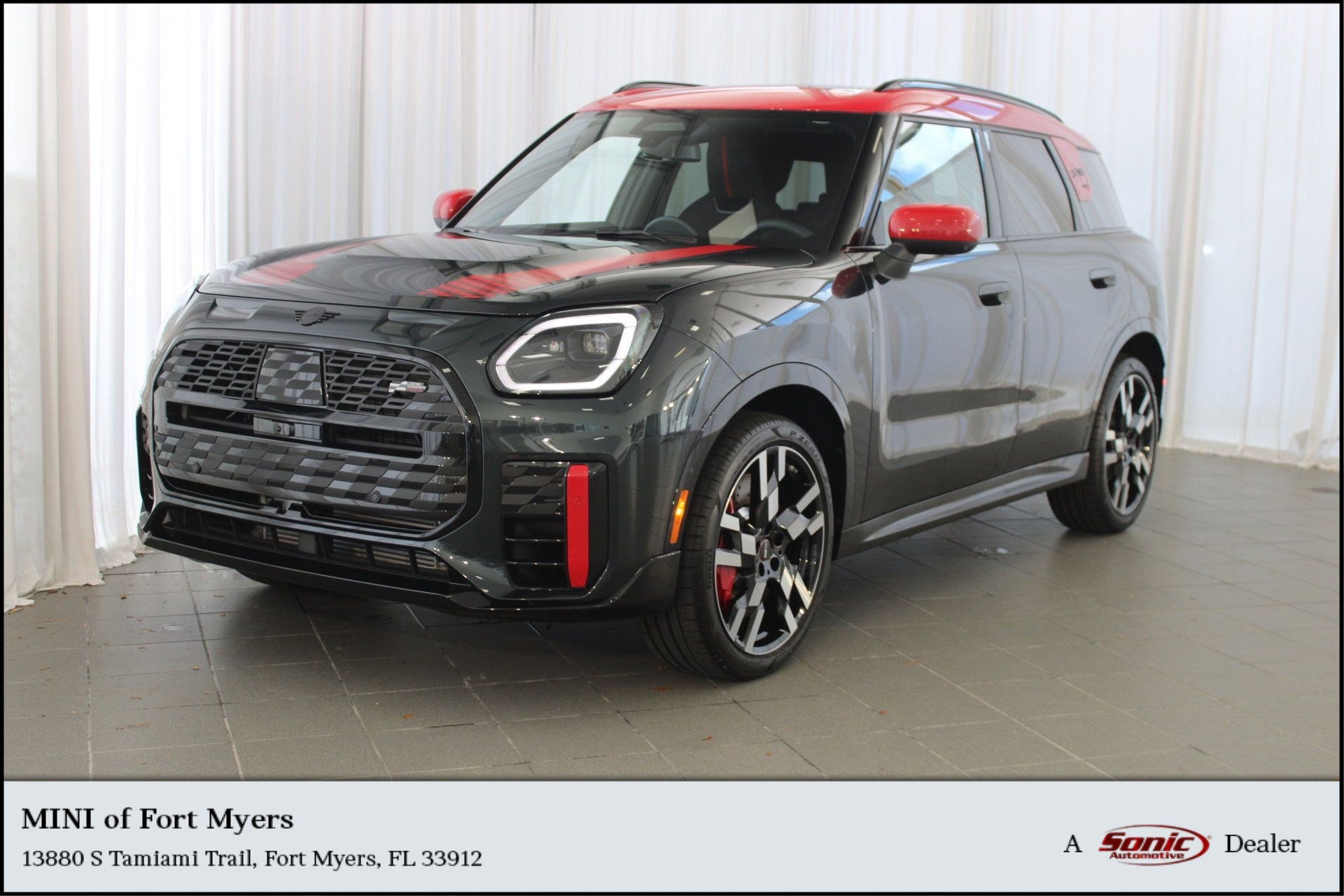 2026 MINI Countryman John Cooper Works's photo