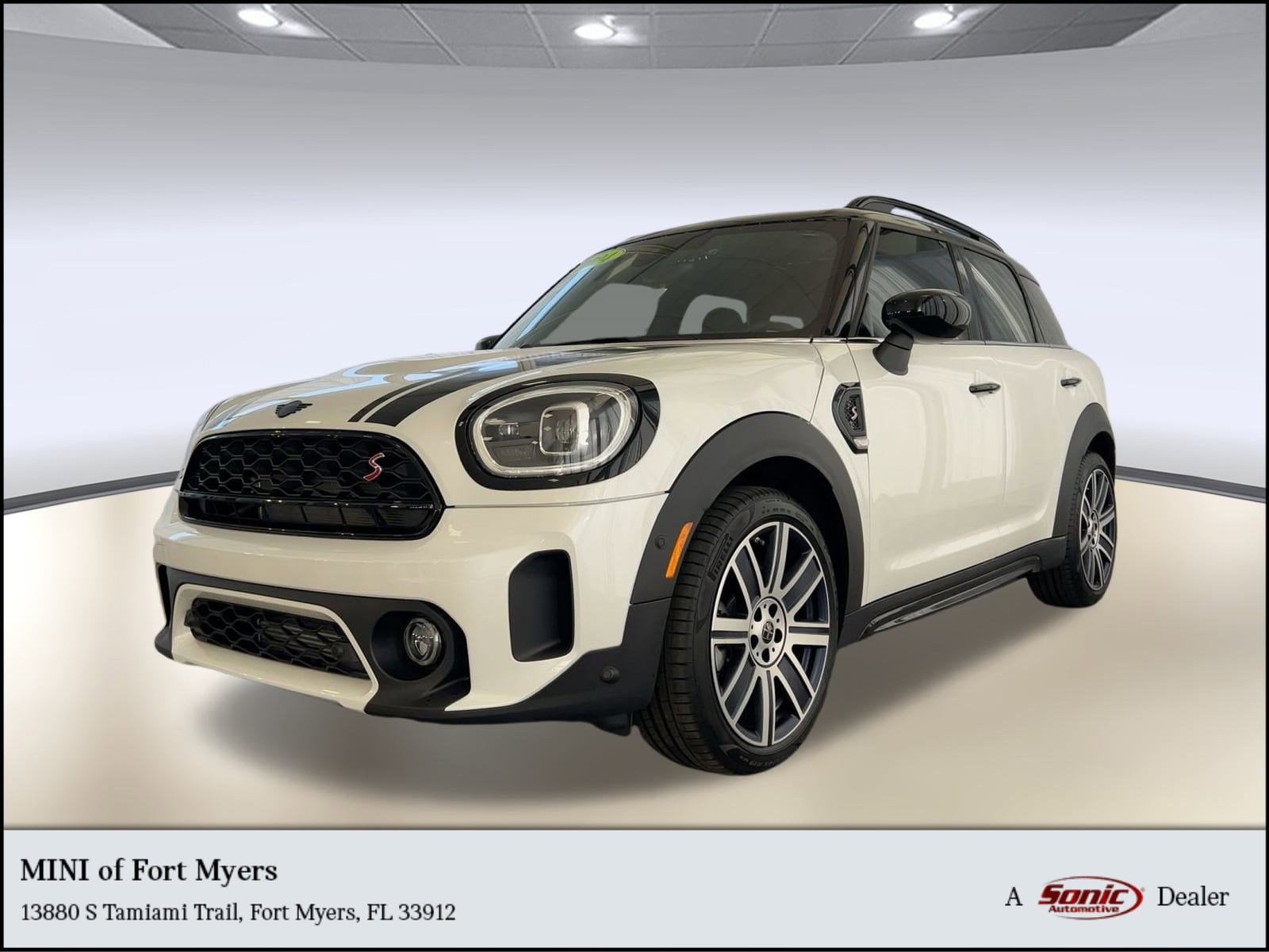 2024 MINI Countryman S's photo