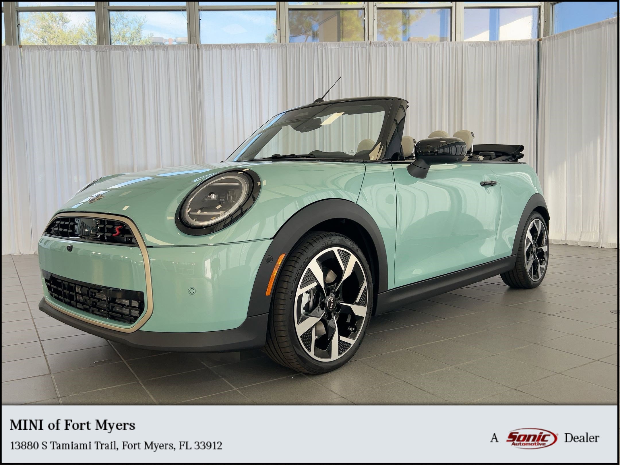 2026 MINI Convertible S's photo