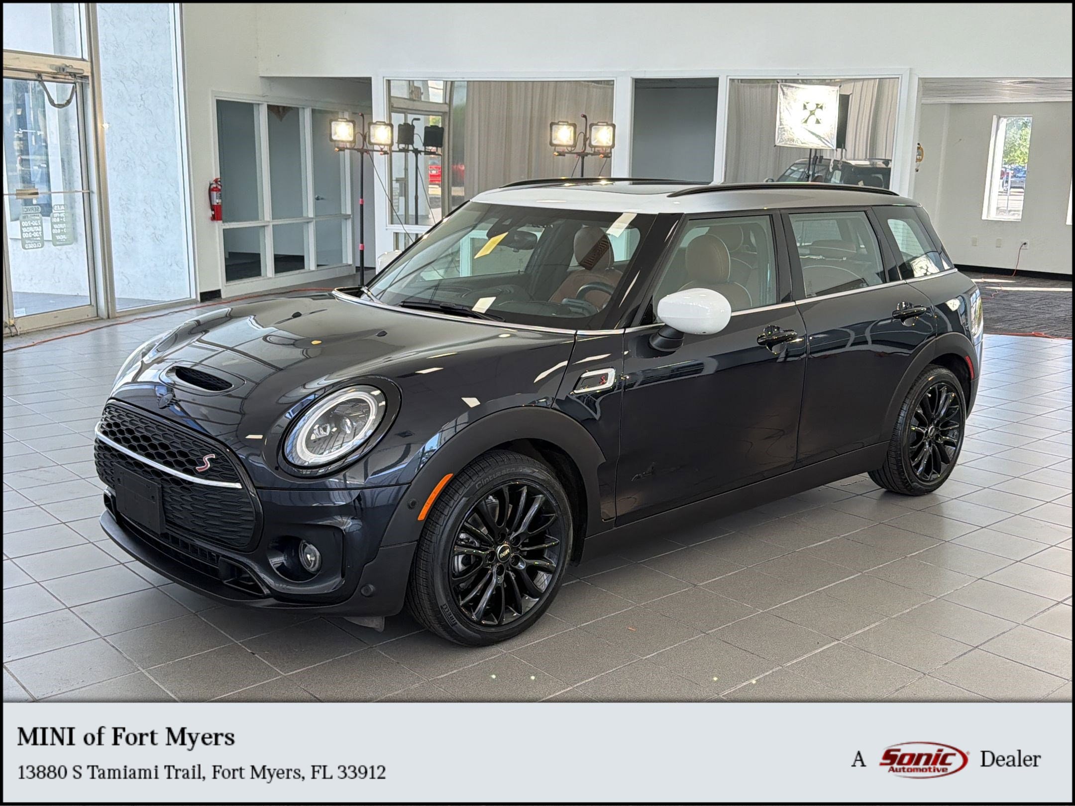 2023 MINI Clubman Cooper S ALL4's photo