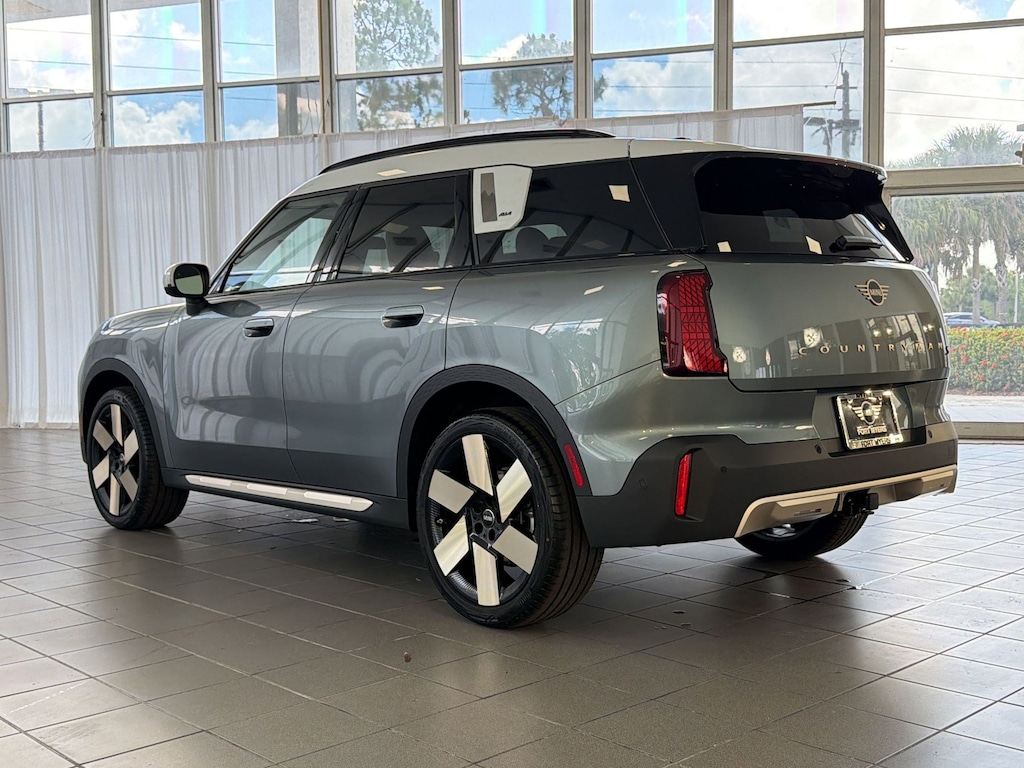 New 2027 MINI Countryman Iconic SUV