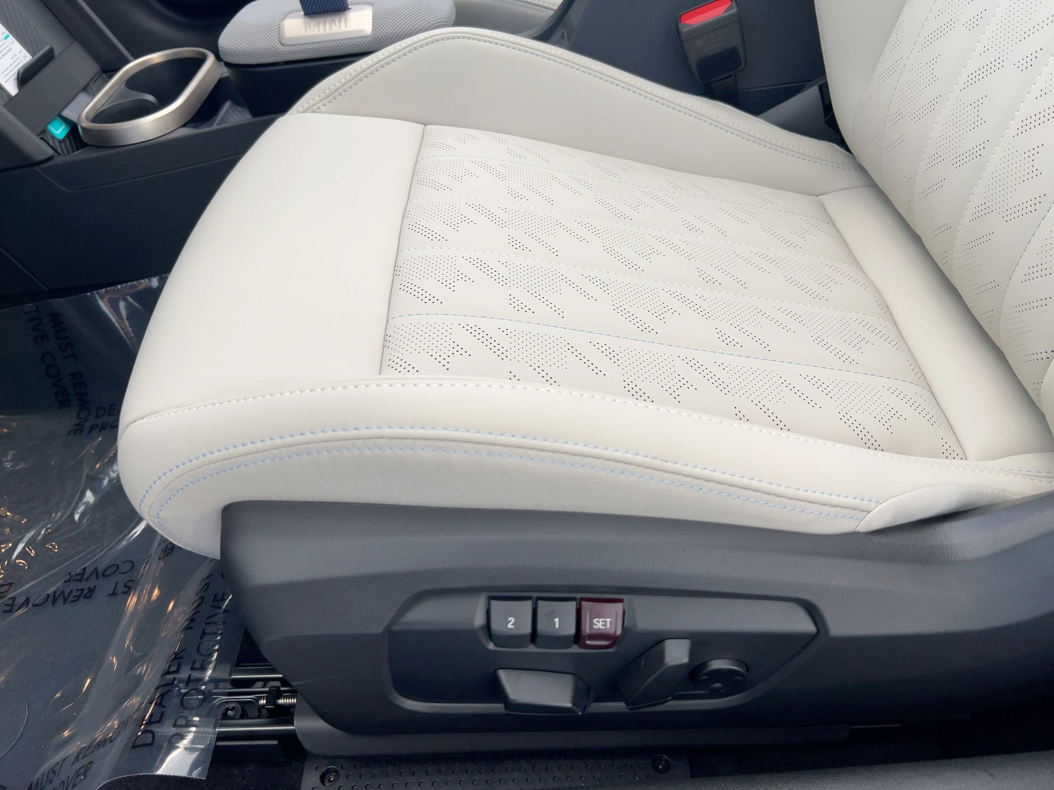 2026 MINI Convertible S - Photo 14