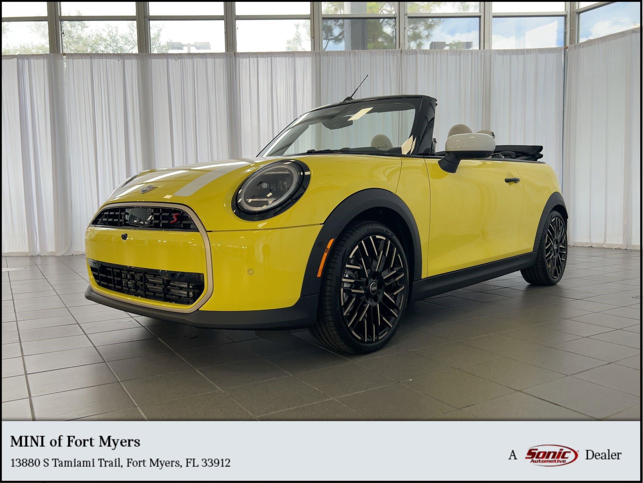 2026 MINI Convertible S's photo