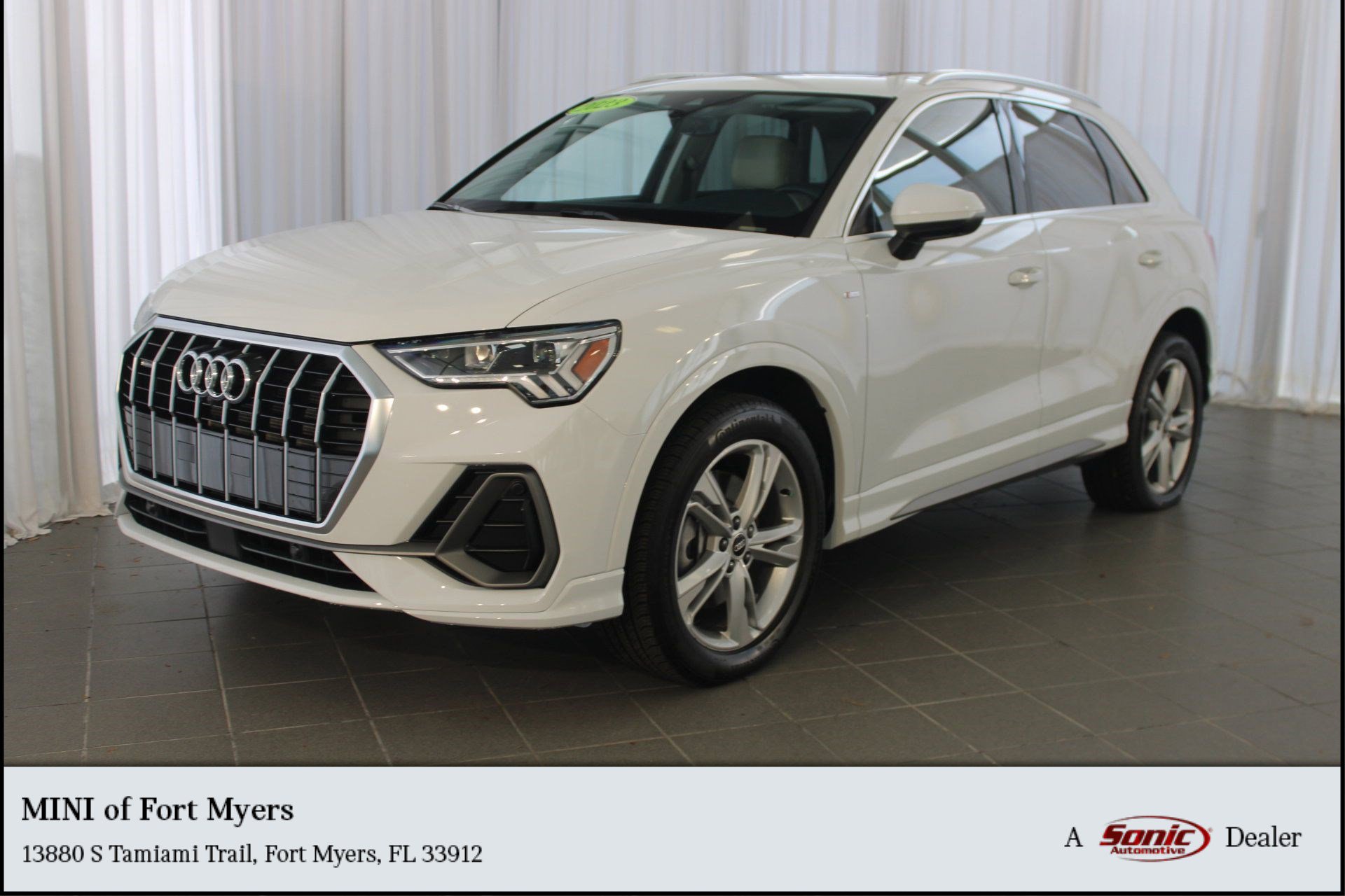 2023 Audi Q3 45 S line Premium