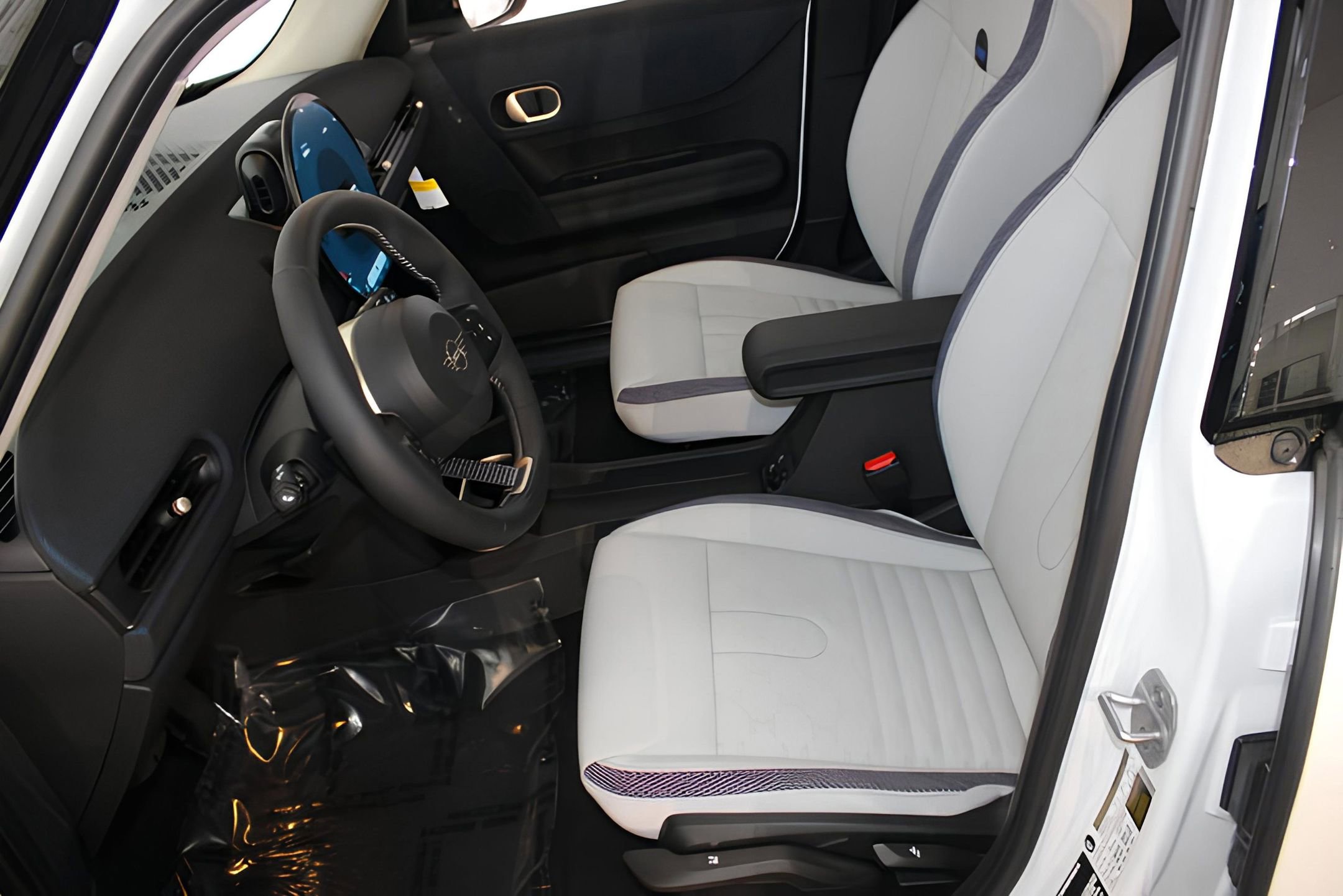 2025 Mini Cooper 4 Door Hardtop photo 4