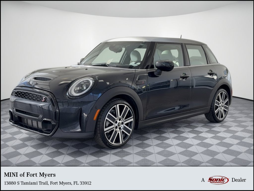 2024 Mini Hardtop 4 Door