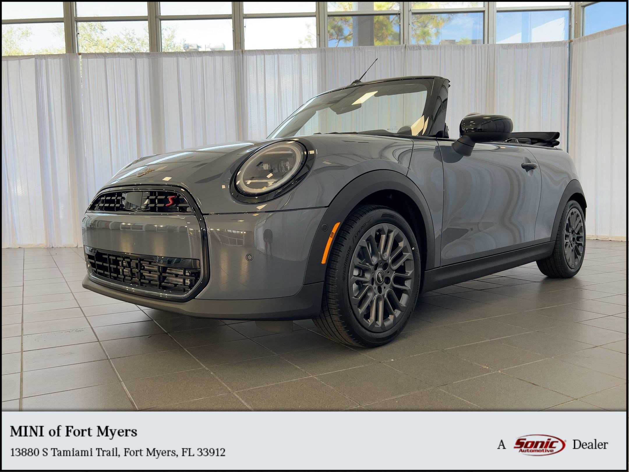 2026 MINI Convertible S's photo