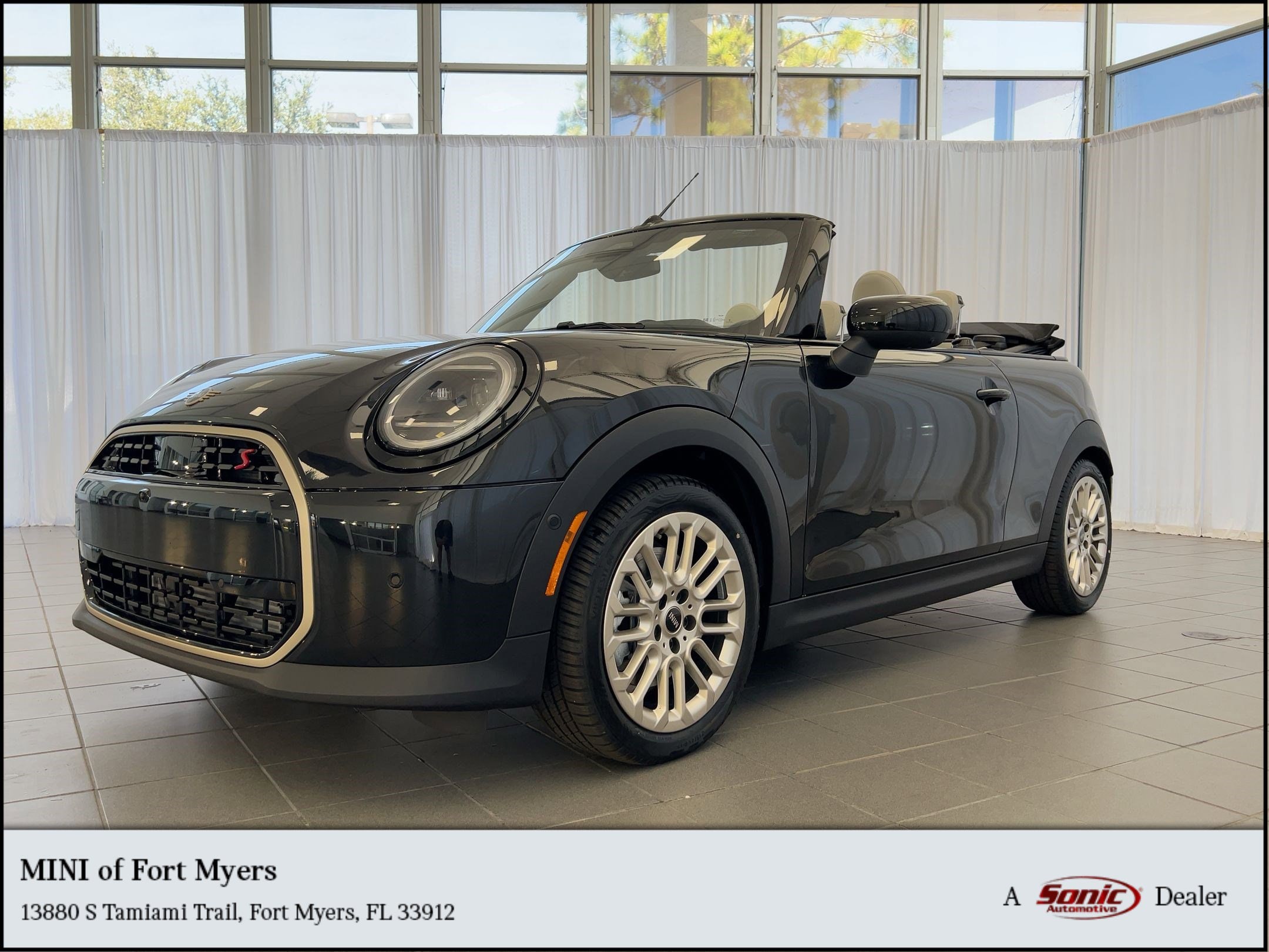 2026 MINI Convertible S's photo