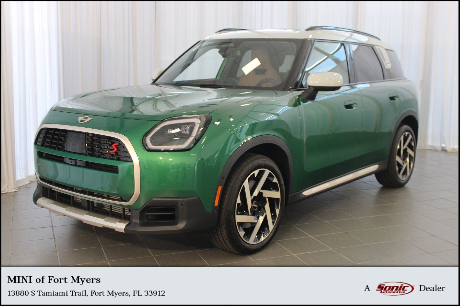2026 MINI Countryman S's photo
