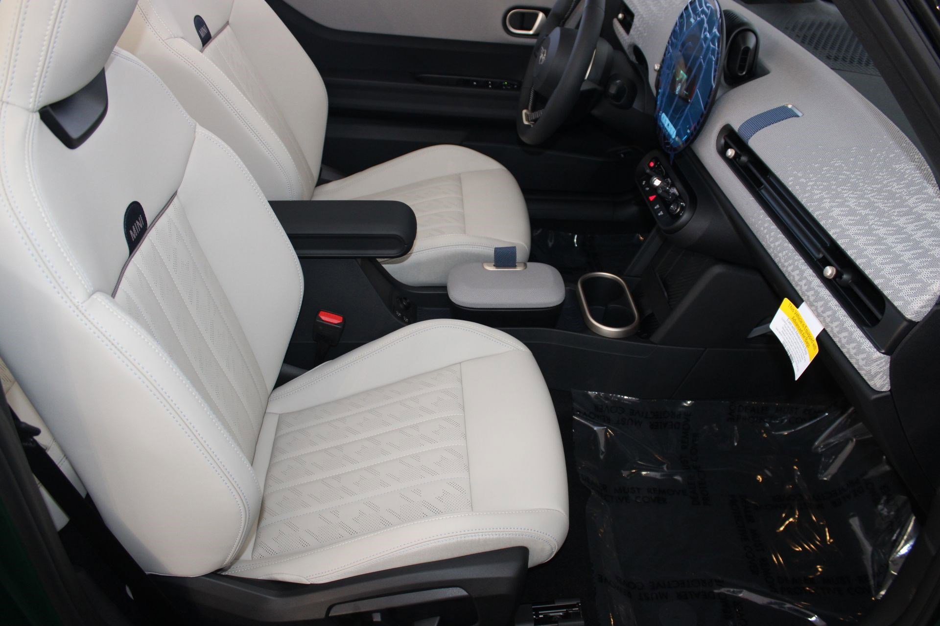 2026 MINI Convertible S - Photo 30