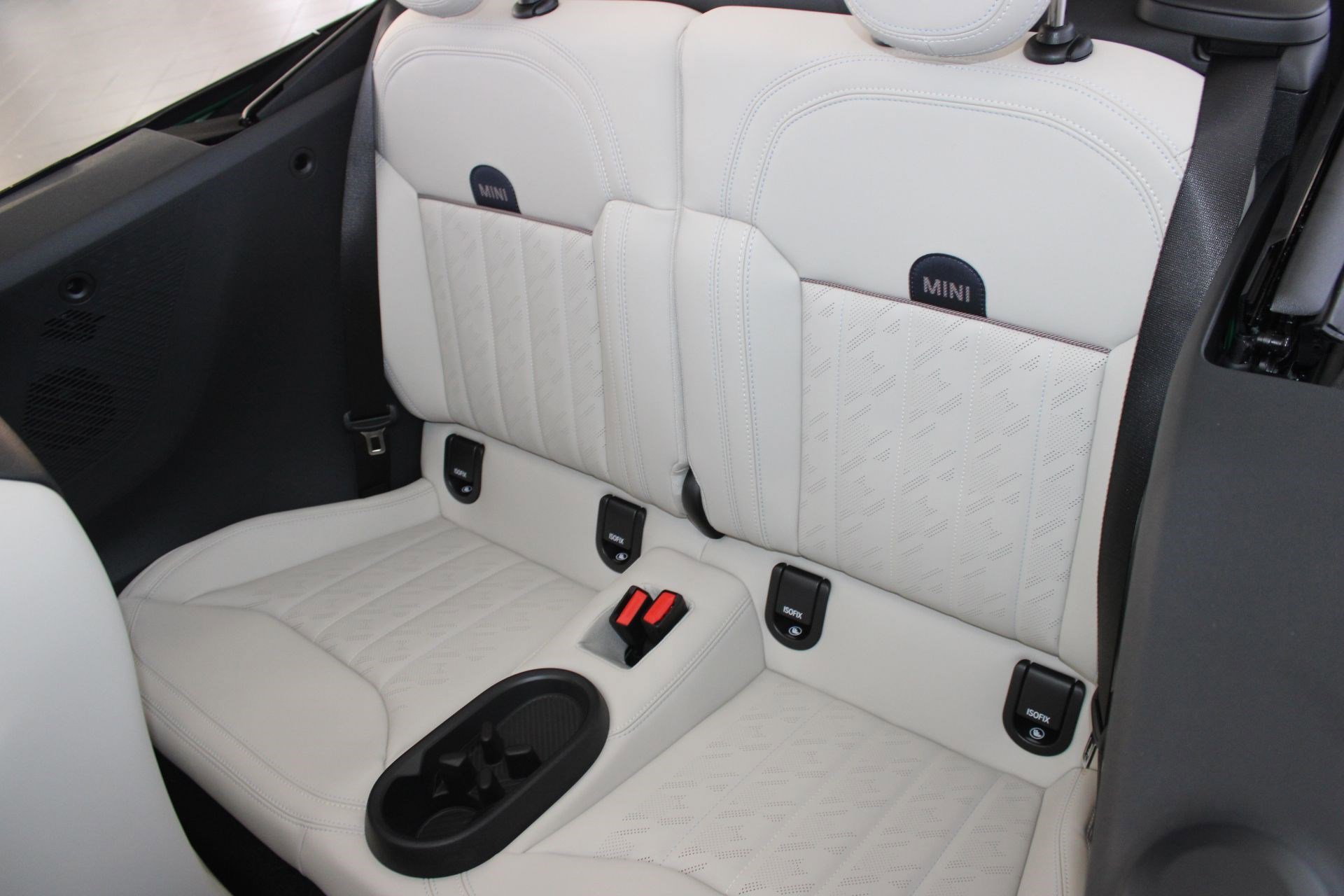 2026 MINI Convertible S - Photo 26