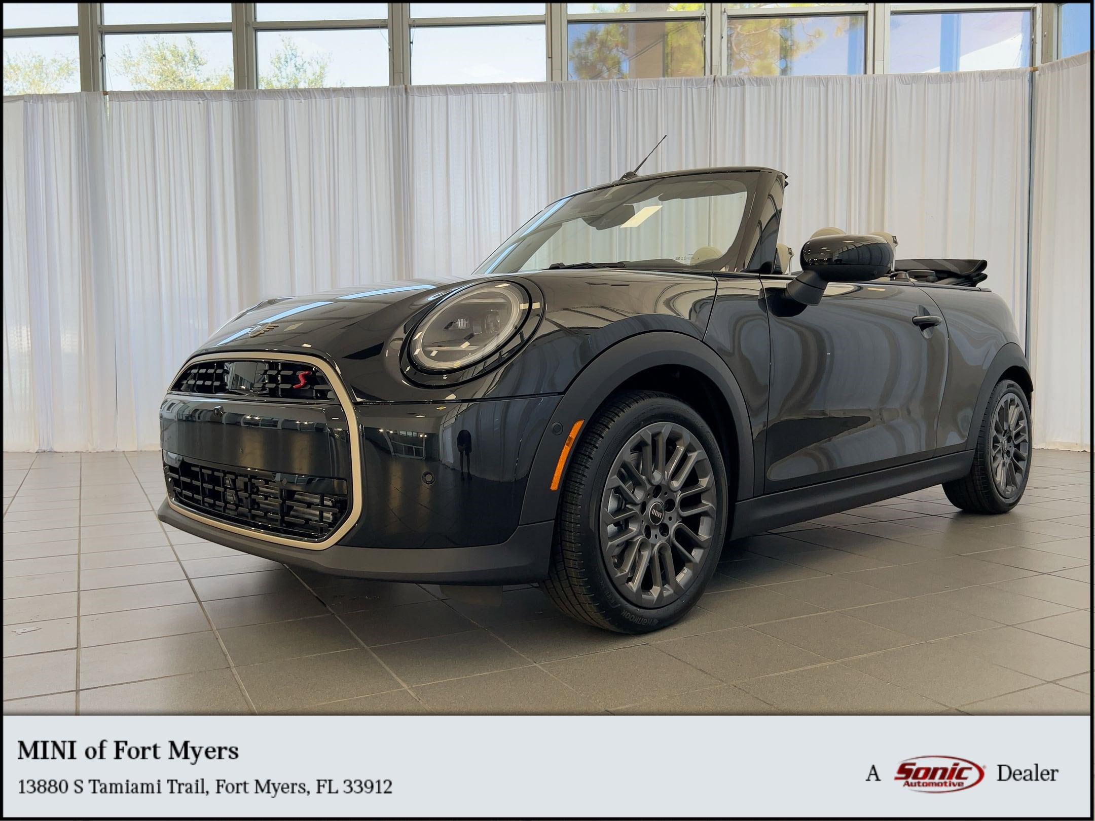 2026 MINI Convertible S's photo