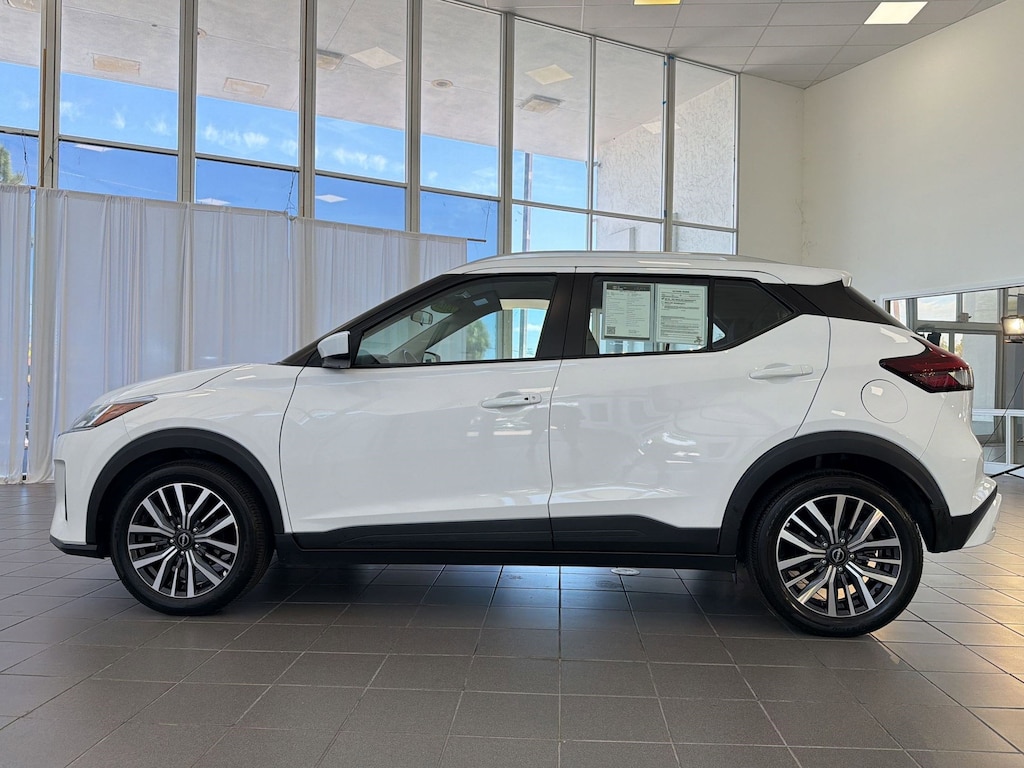 Used 2023 Nissan Kicks SV SUV