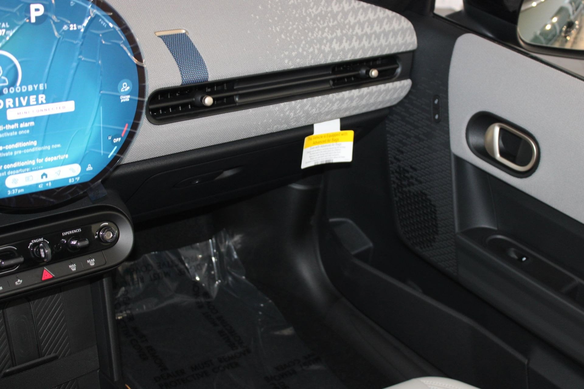 2026 MINI Convertible S - Photo 28