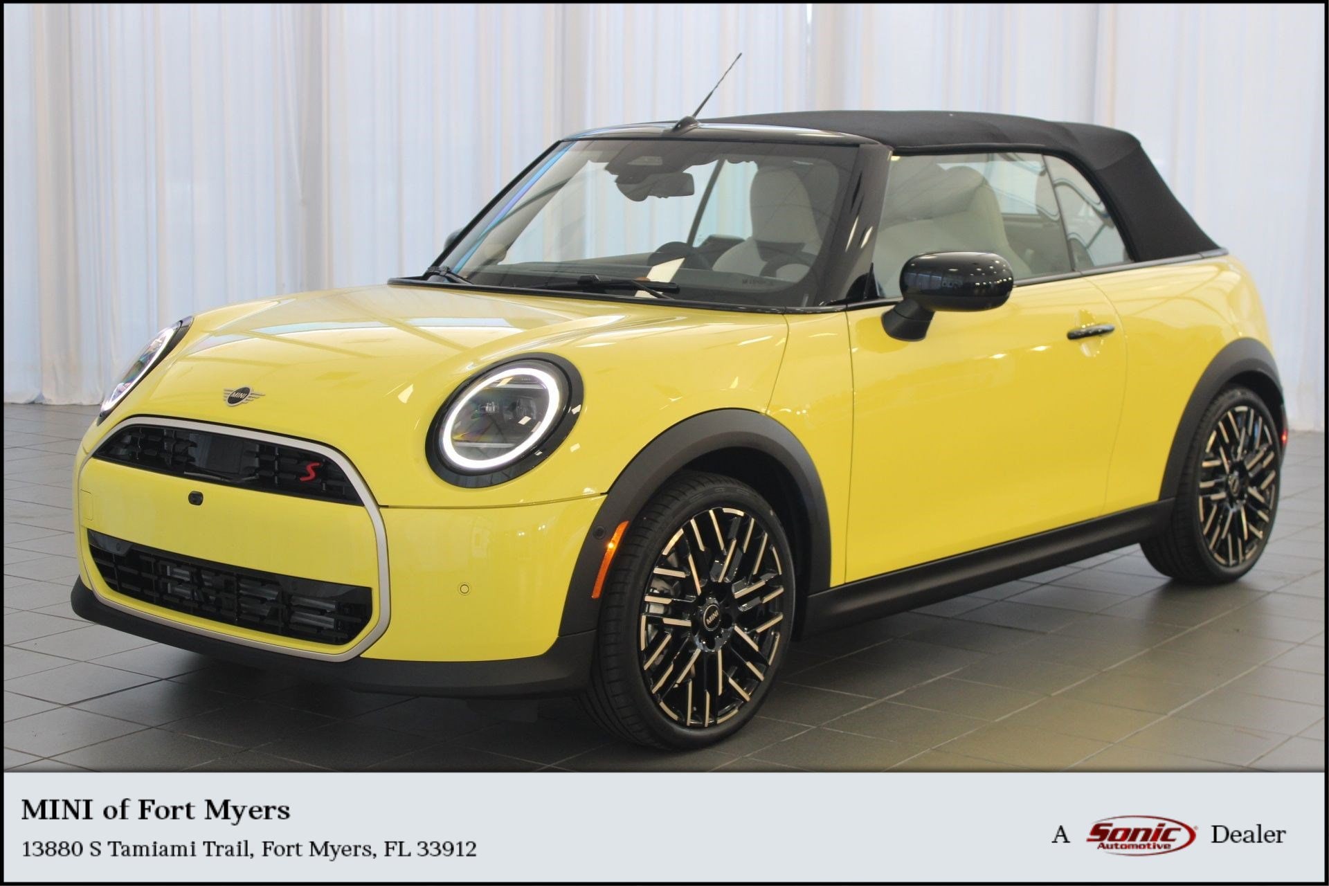 2026 MINI Convertible S's photo