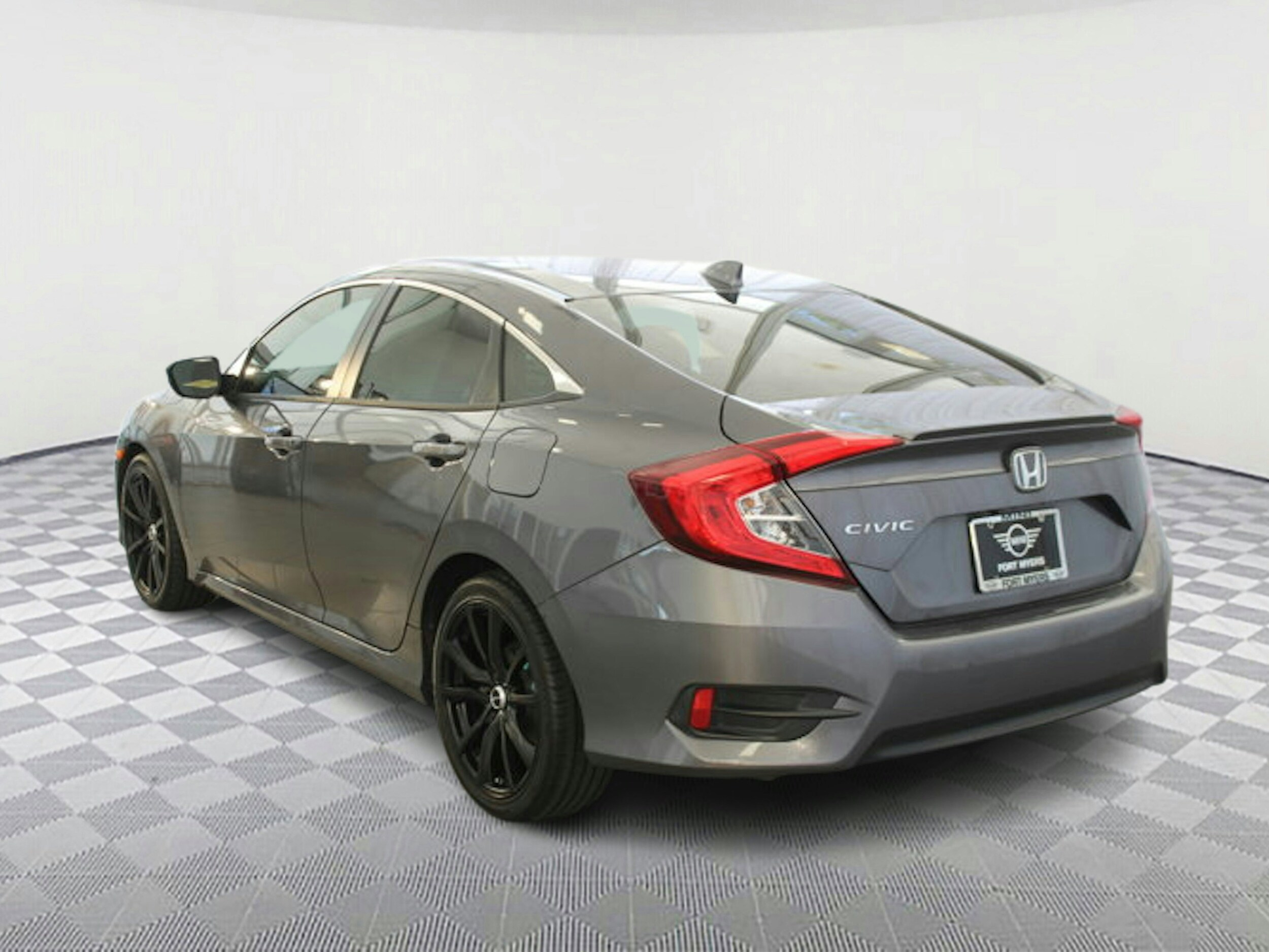 Used 2016 Honda Civic EX-T with VIN 19XFC1F37GE022023 for sale in Fort Myers, FL