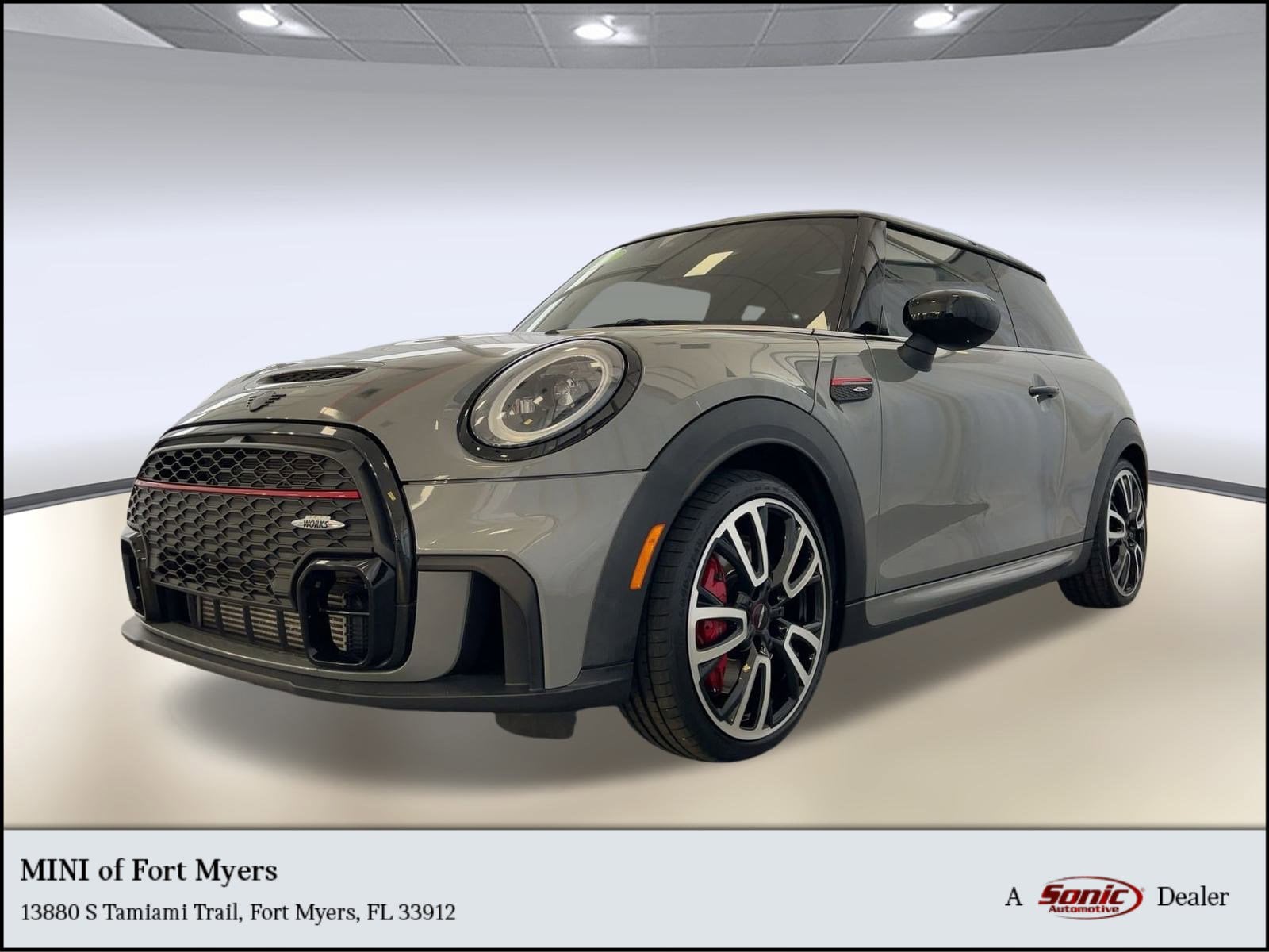 2022 MINI Hardtop John Cooper Works's photo
