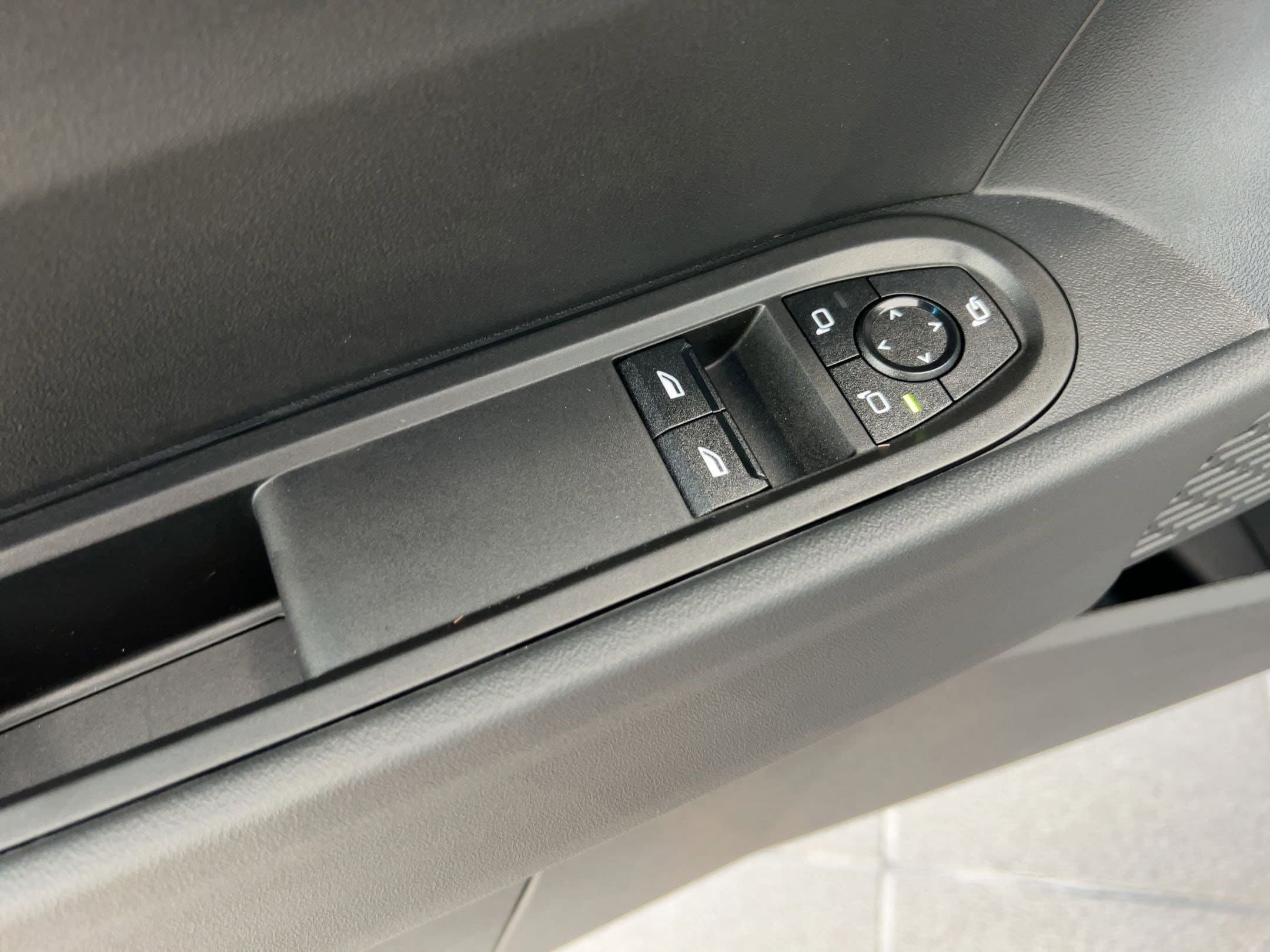 2026 MINI Hardtop 2 Door - Photo 13