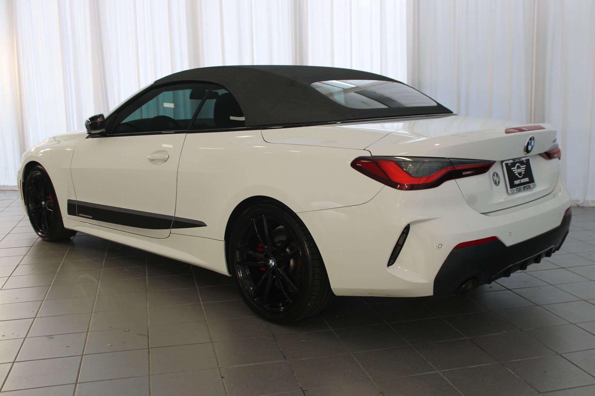 2022 Bmw 430i Convertible photo 3