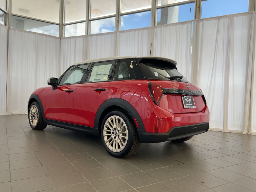 New 2026 MINI 4 Door Signature Plus Hatchback
