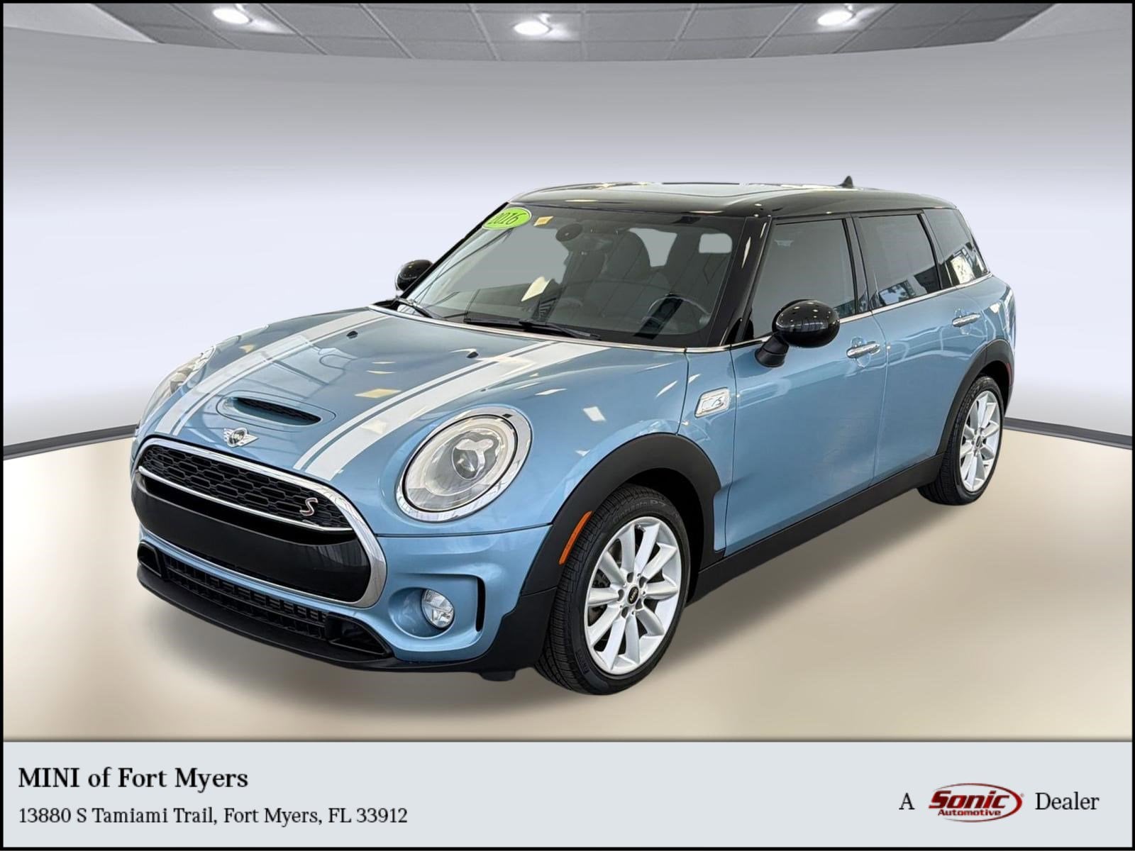 2016 MINI Clubman Cooper S's photo