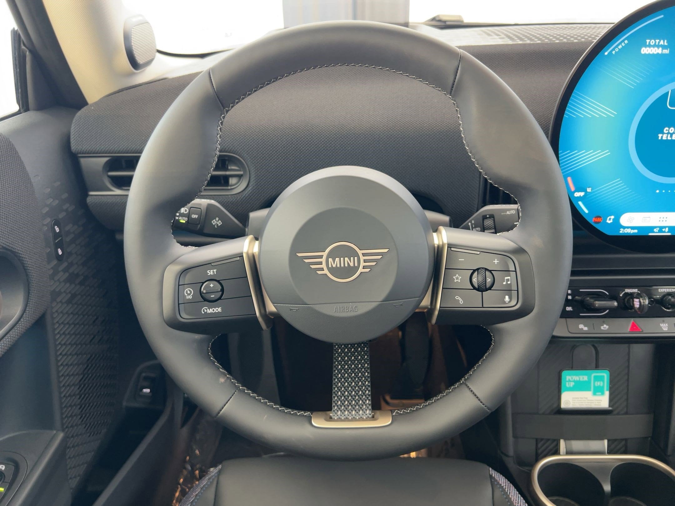 2026 MINI Hardtop 2 Door - Photo 17