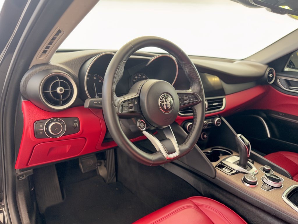 2020 Alfa Romeo Giulia Ti Sedan