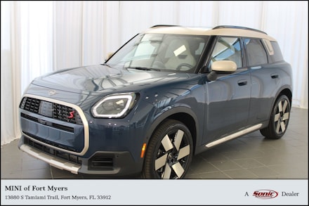 2025 MINI Countryman Iconic SUV