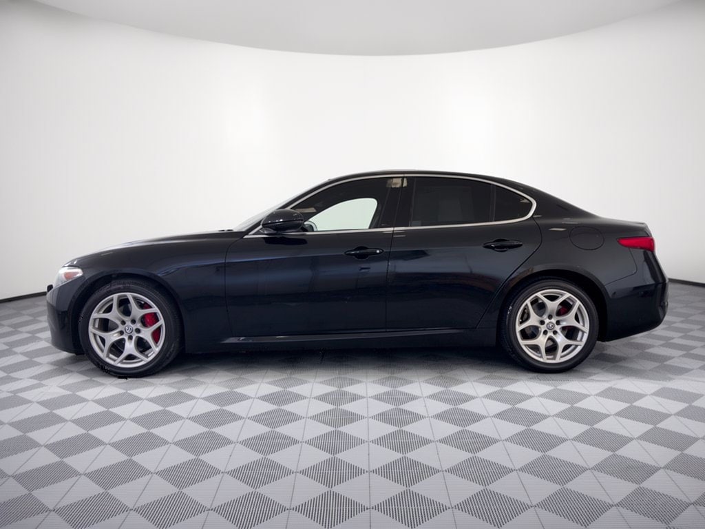 2020 Alfa Romeo Giulia Ti Sedan