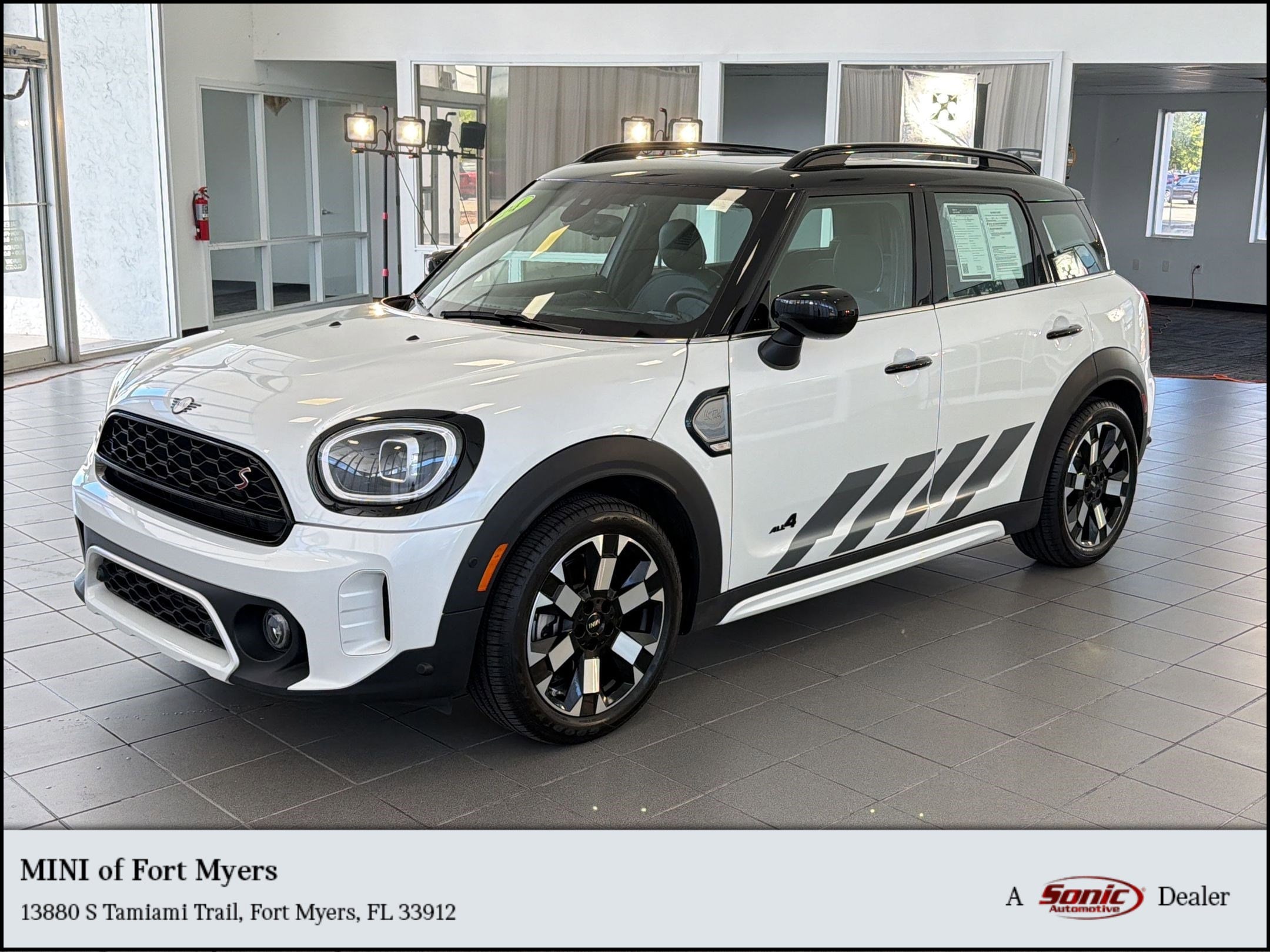 2024 MINI Countryman Cooper S ALL4's photo