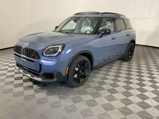 2026 MINI Countryman S's photo
