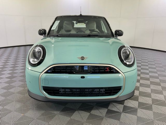 2026 Mini Cooper Convertible Iconic photo 2