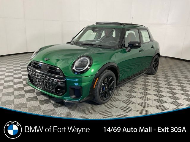 2026 MINI Hardtop Cooper S's photo