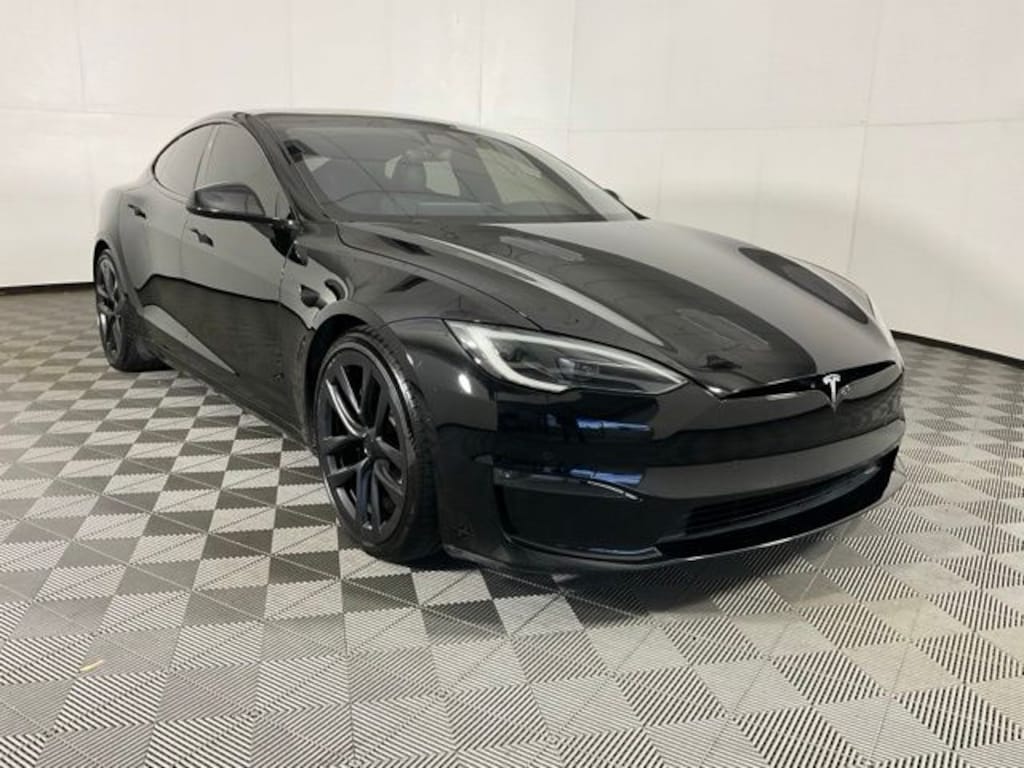 Used 2022 Tesla Model S Base Hatchback