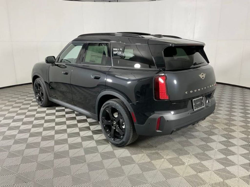 New 2027 MINI Countryman Iconic
