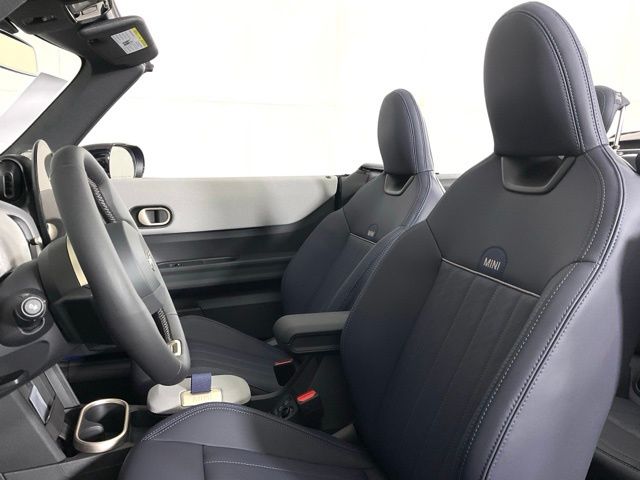 2026 MINI Convertible S - Photo 36