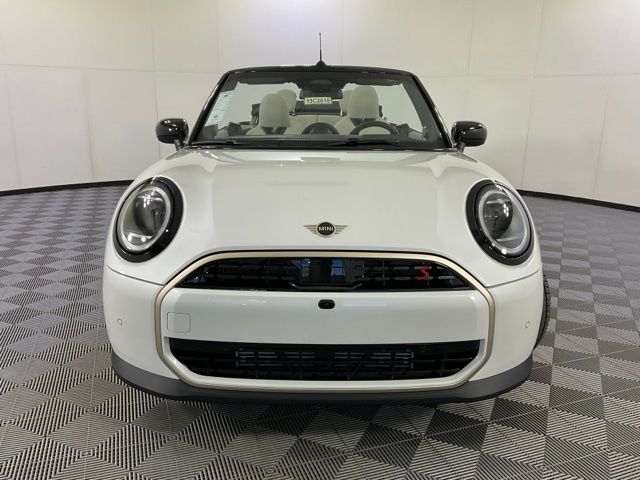 2026 Mini Cooper Convertible Iconic photo 2